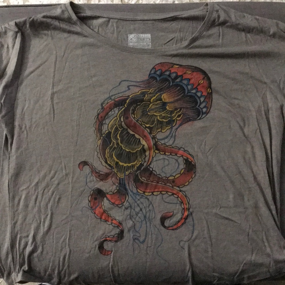 Dolman tee jellyfish